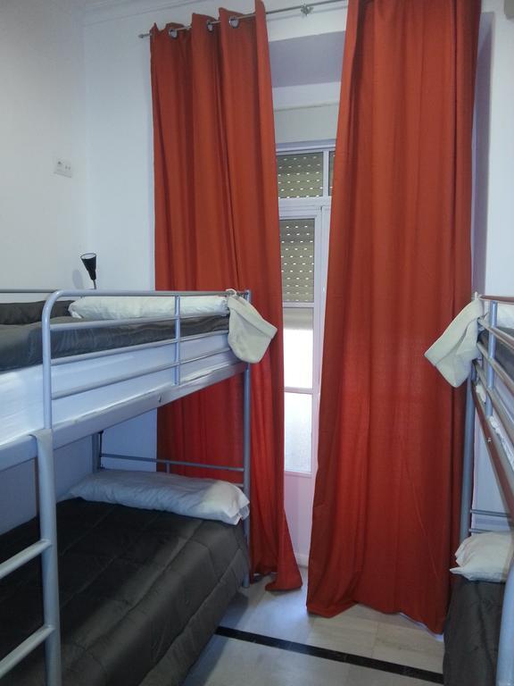 Babel Hostel Sevilla Zimmer foto